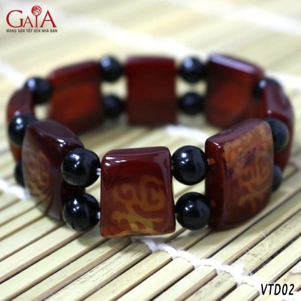 Vòng tay đá mã não chữ phúc