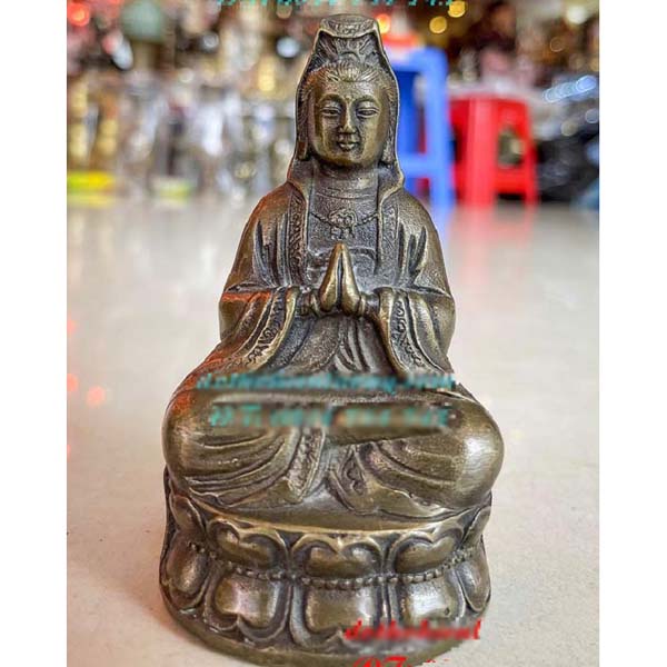 Tượng Phật Bà Ngồi Đài Sen Để Oto