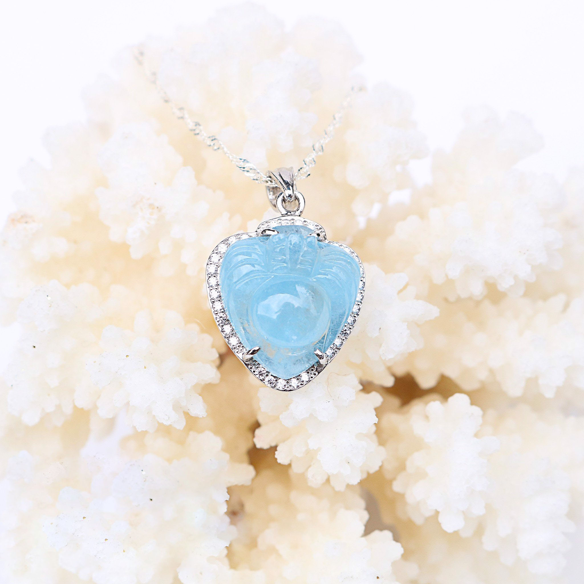 Mặt dây Nhện Aquamarine  