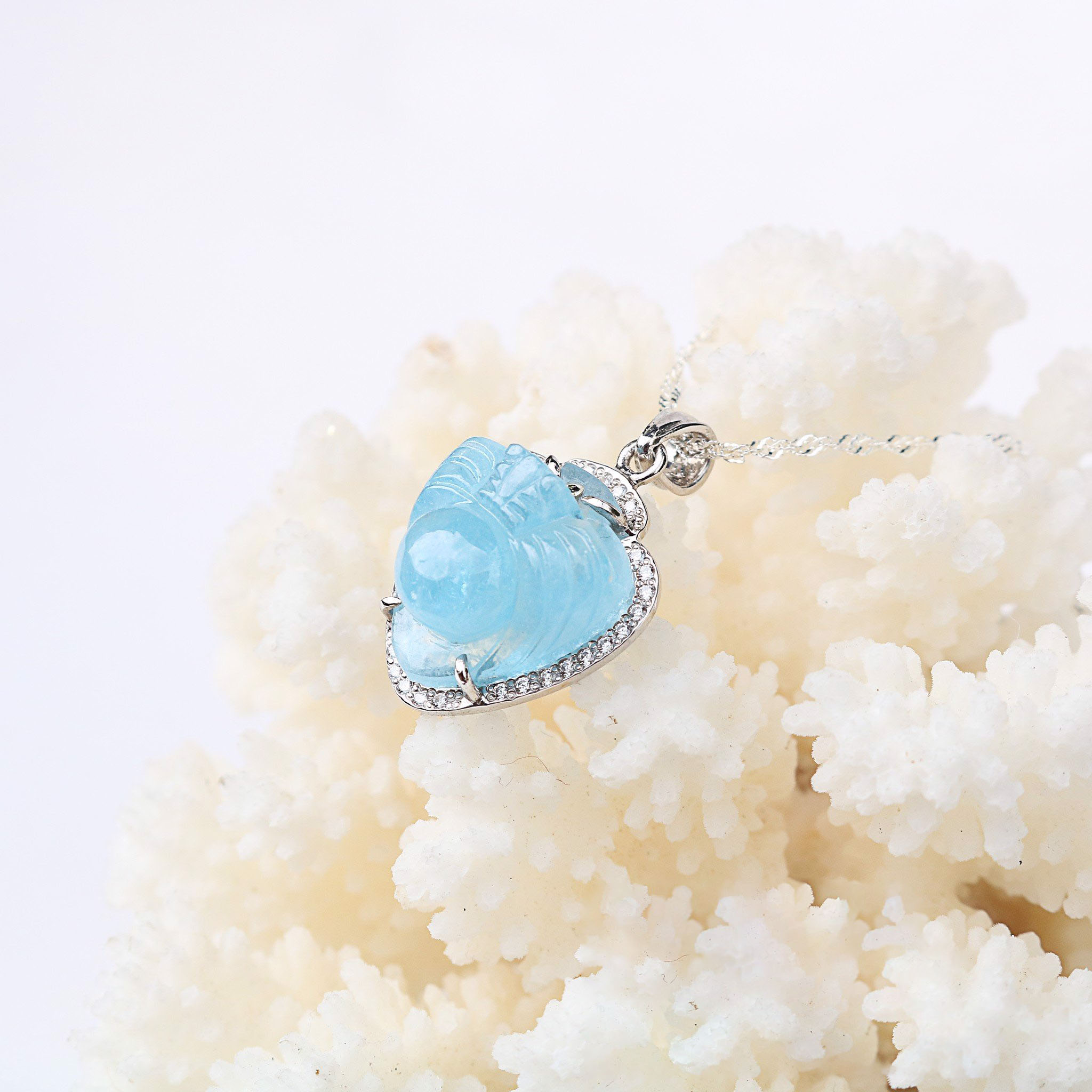 Mặt dây Nhện Aquamarine  