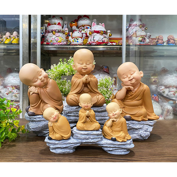 Bộ 03 chú tiểu an nhiên áo nâu kèm chân đế giả đá size 7cm