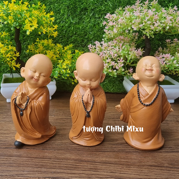 Bộ 03 tượng chú tiểu áo nâu