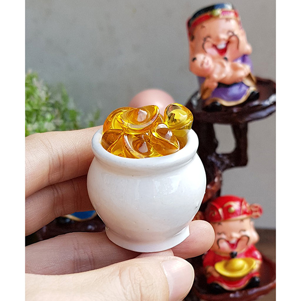 Chum vàng may mắn (gồm 01 chum + 10 thỏi vàng 1.5cm + 10 hạt gốm mèo)