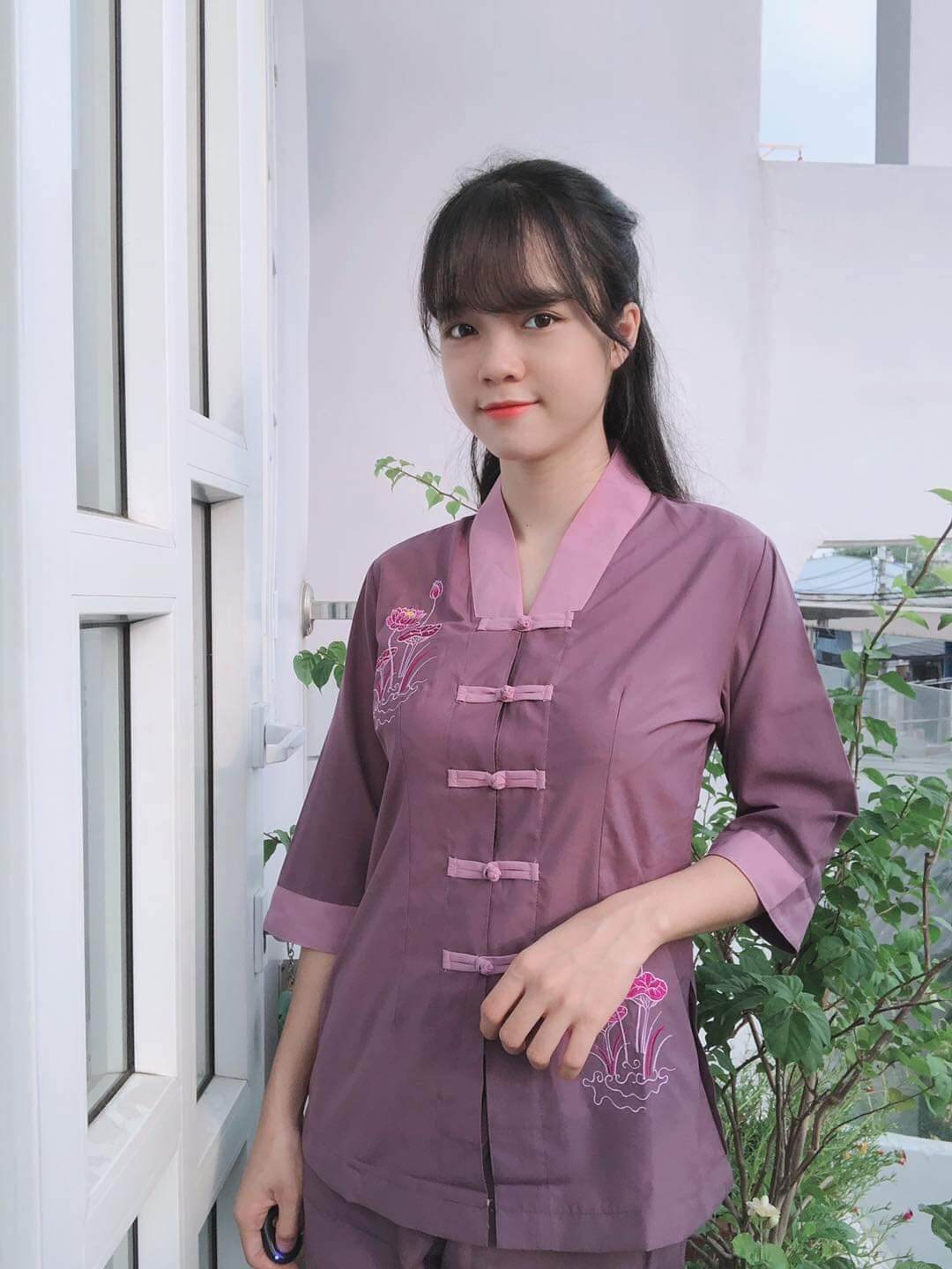 Bộ nữ đi chùa la Hán kate (ruốc đậm)