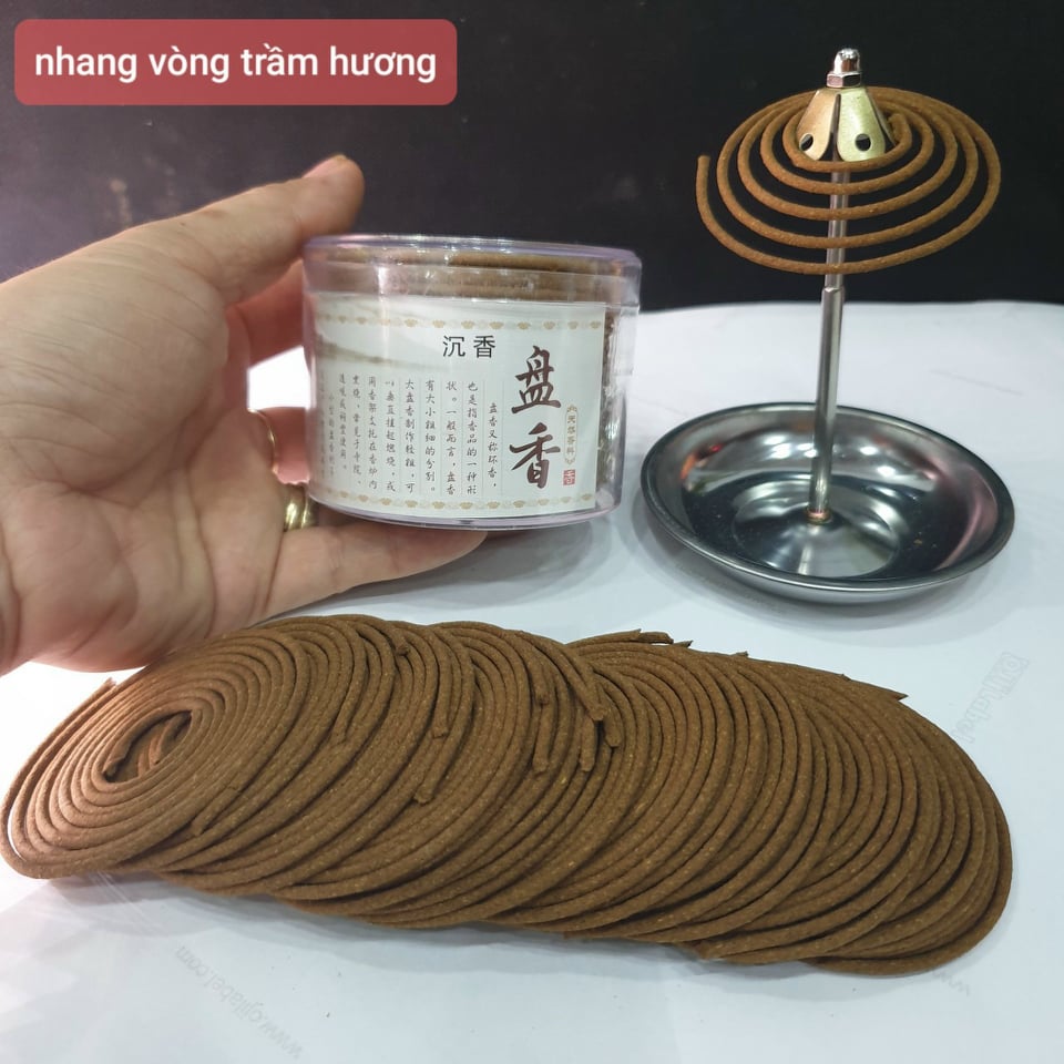 Nhang Vòng Trầm Hương_4 Giờ_Hộp Mica 48 Khoanh