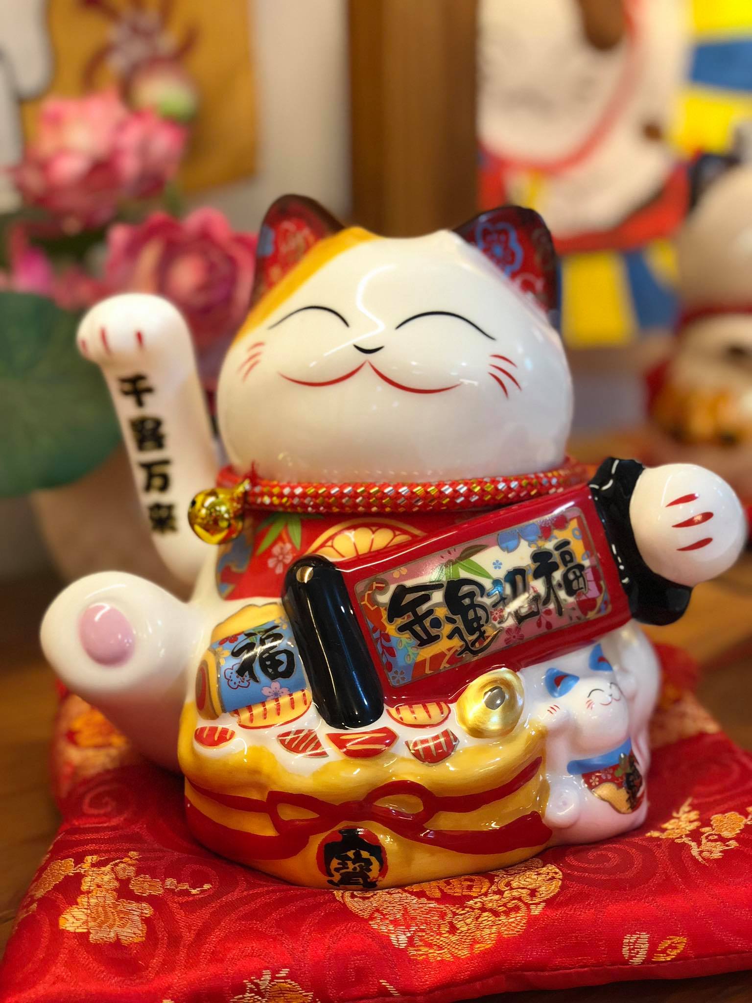 Mèo thần tài Nhật Bản vẫy tay size trung
